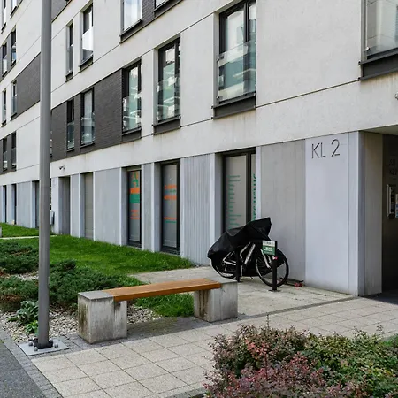 Szafrana Cosy By Bookinghost Daire